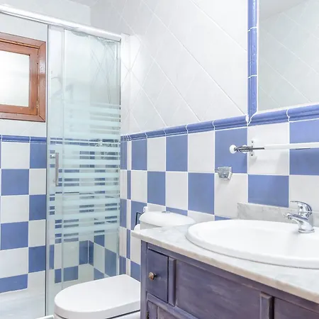 Agueda Villa *